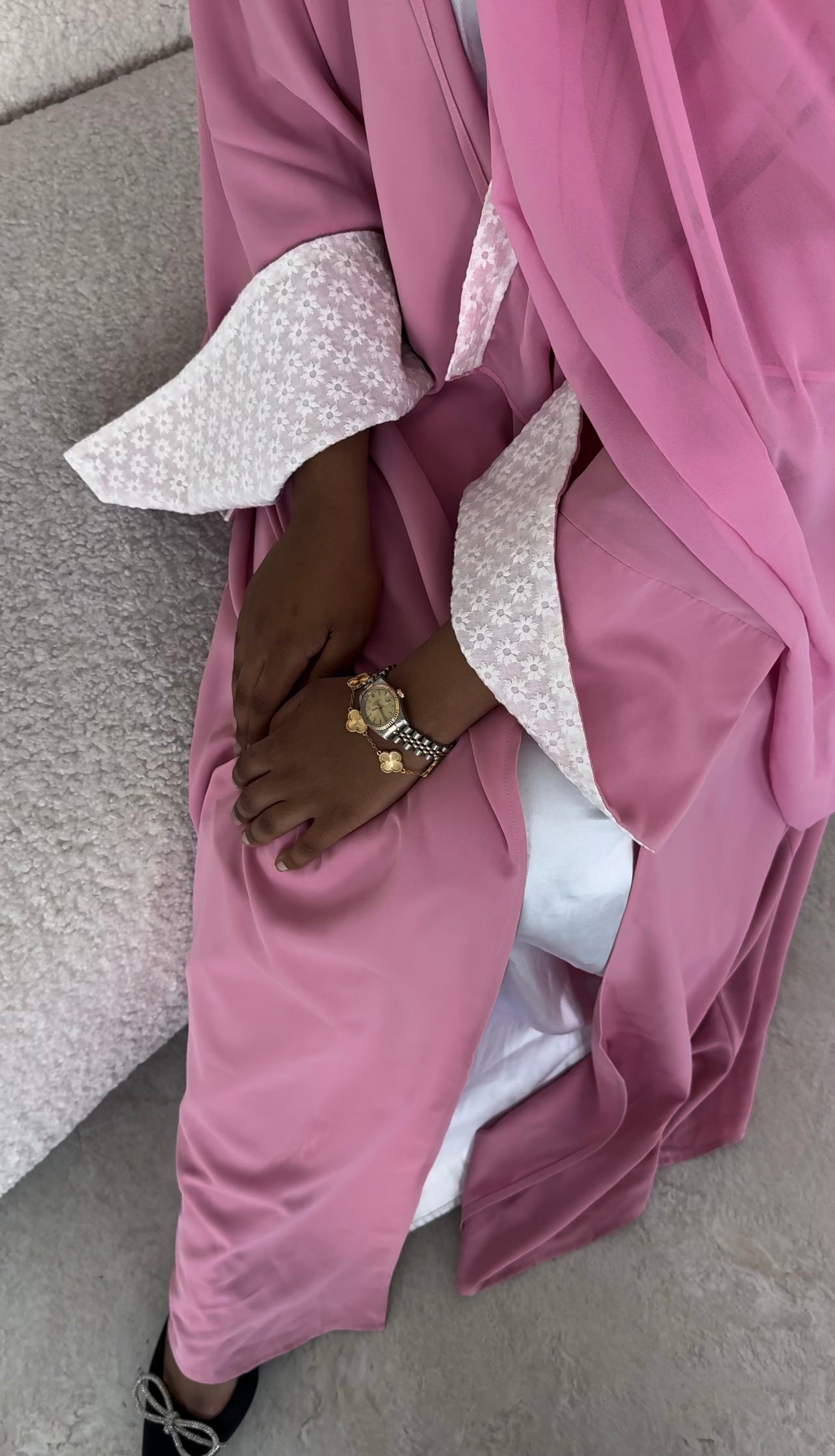 Ayla, PINK